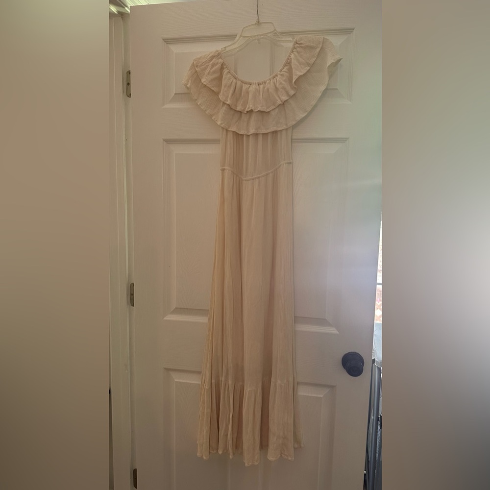 ILLA ILLA Cream Knit Maxi Dress